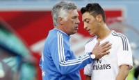 Özil nem merte "felvenni a kesztyűt", ezért távozott a Real Madridtól